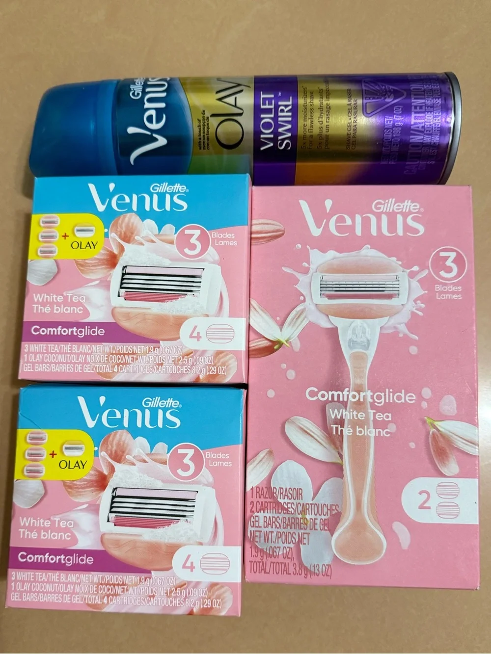 Gillette Venus Razor Refills & Shave Gel Bundle